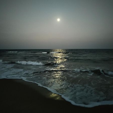 Dkv Beach View Bahur Εξωτερικό φωτογραφία